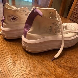 Converse All Star High-Tops in Cream and Purple